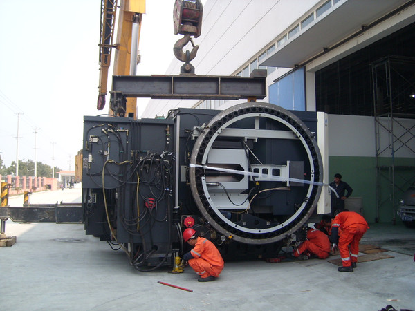 CNC機械裝卸搬運