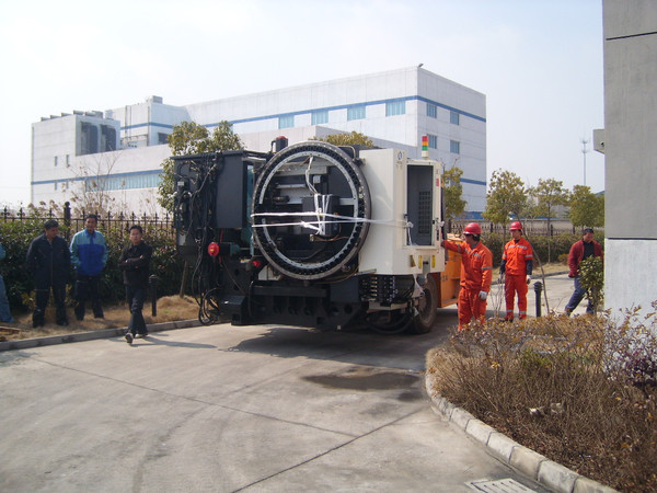 CNC機械裝卸搬運